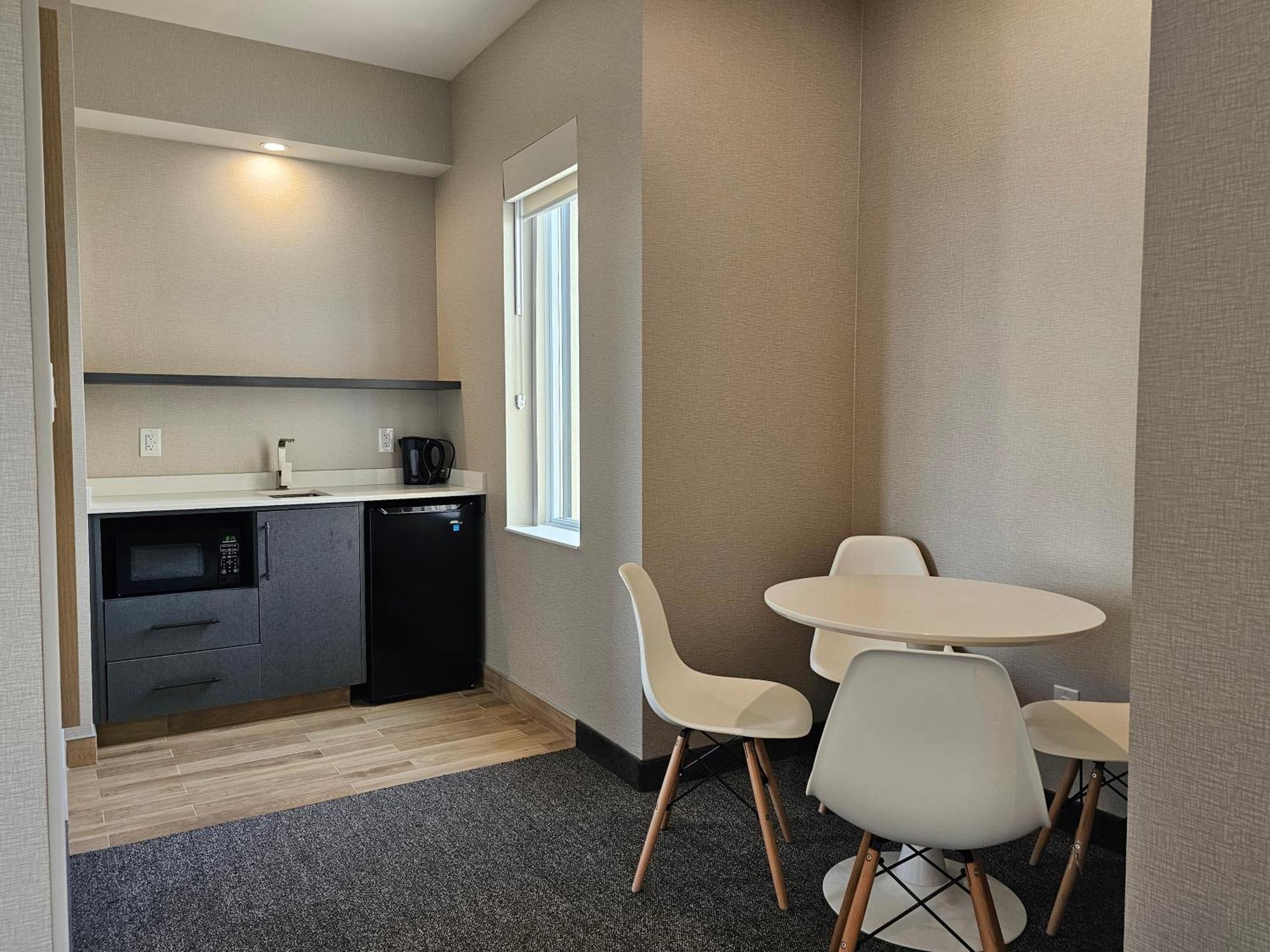 Vittoria Hotel & Suites ไนแอการาฟอลส์ ภายนอก รูปภาพ