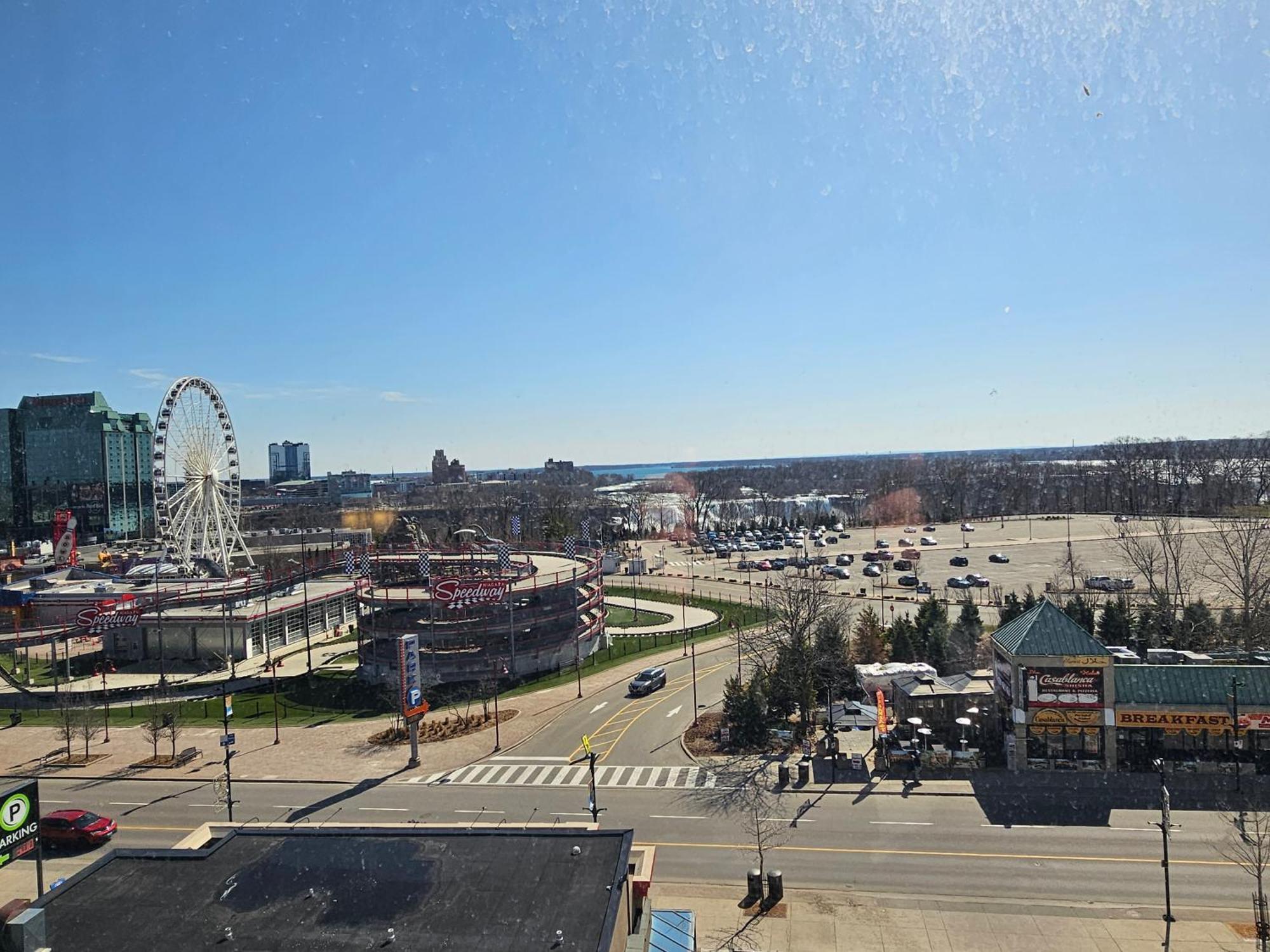 Vittoria Hotel & Suites ไนแอการาฟอลส์ ภายนอก รูปภาพ